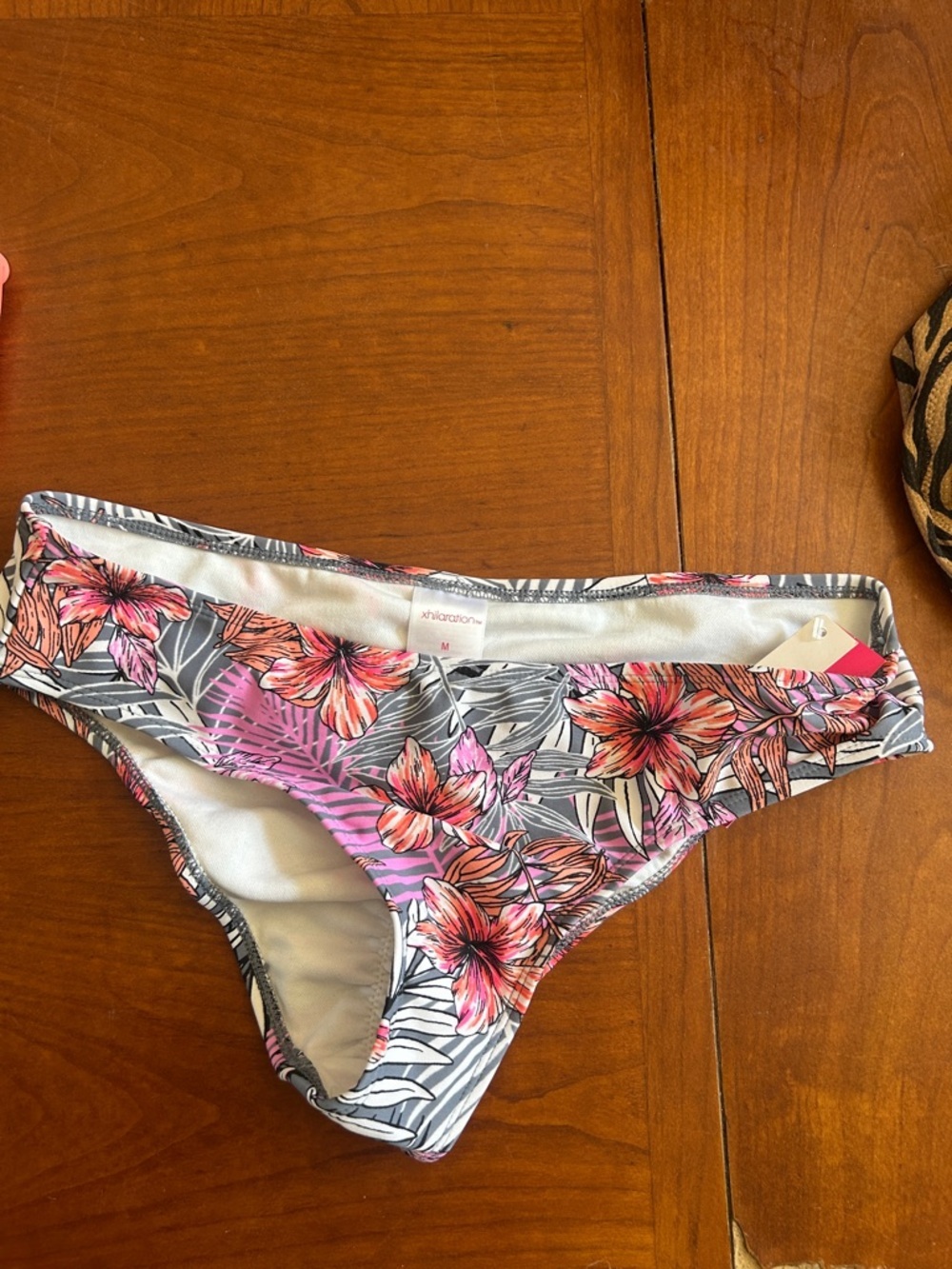 Aerie size M swim bundle - Picture 5 of 5